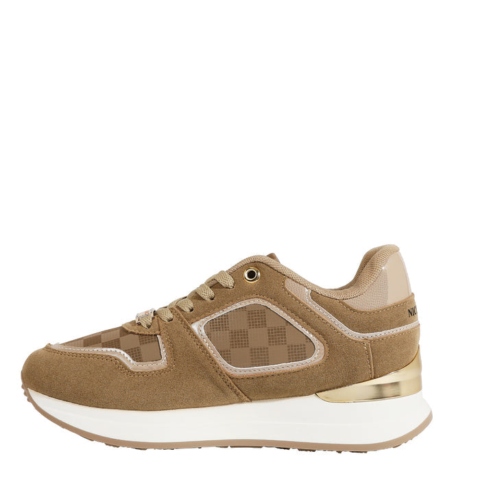 SIGNATURE SNEAKERS