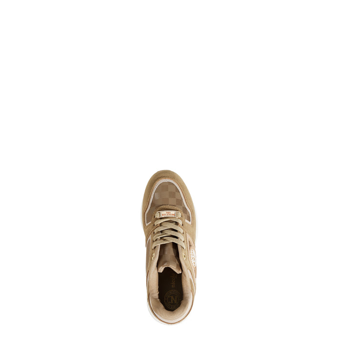 SIGNATURE SNEAKERS